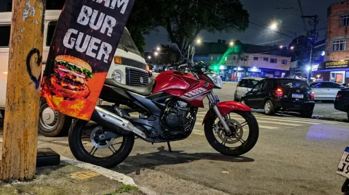 Yamaha Fazer 250 2011 Vermelha