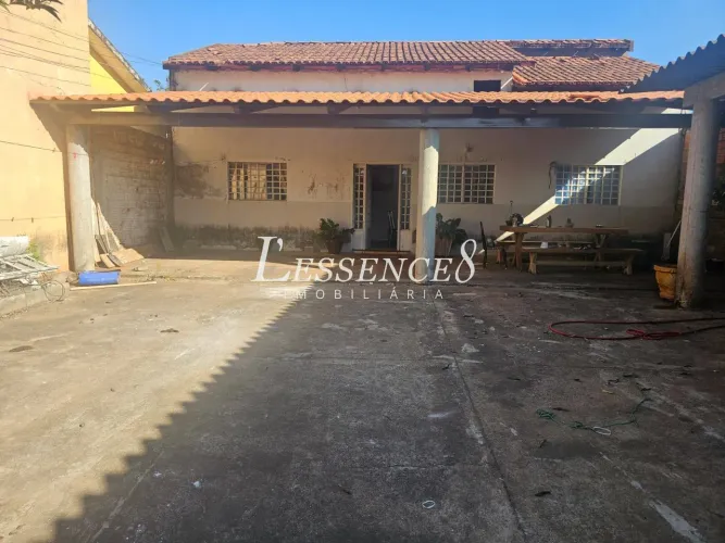 Casa c/ 300m²/150m² | 3 Qts| Amplo Terreno no Tropical Ville | Não financia