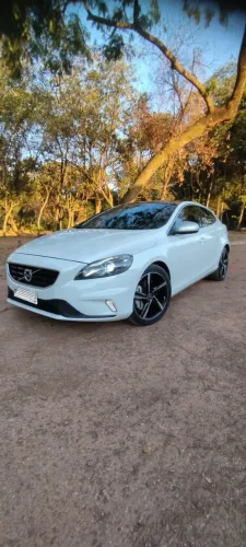 Volvo V40 T-5 R-design 2.0 Aut. 2016