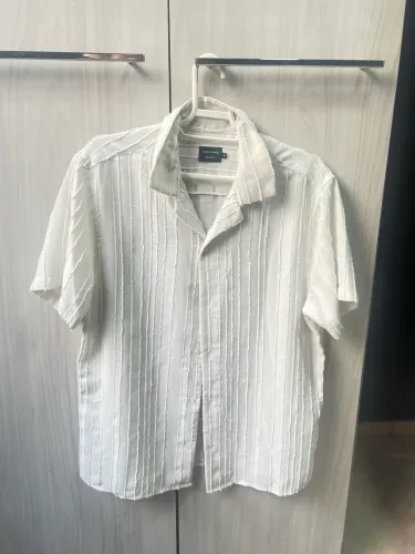 Camisa manga curta linho texturizada