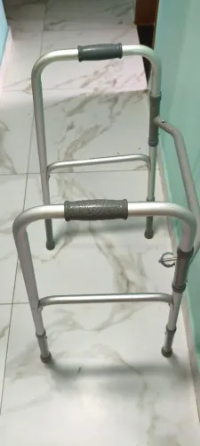 Andadores com e sem rodas