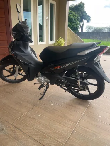 Avelloz AZ125cc