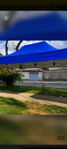 Vendo uma tenda em excelente estado de conservação de 4por 275de conservação de 4 por 2.75