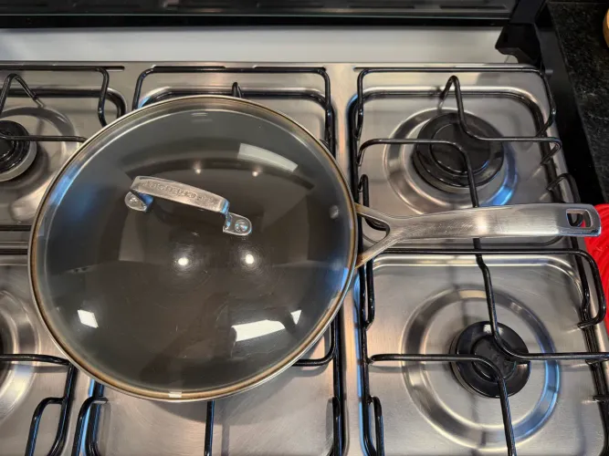 Frigideira Le Creuset 26 cm com tampa