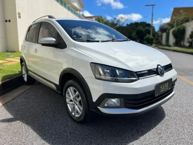 Volkswagen Crossfox I Motion 1.6 T. Flex 16V 5P 2015