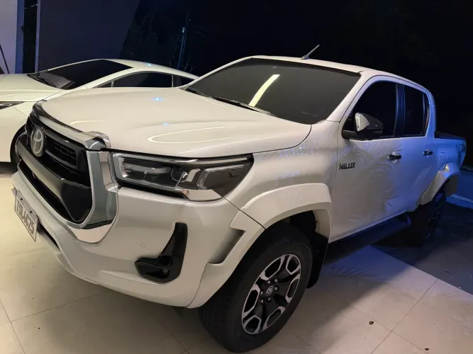 Toyota Hilux CD SRX 4X4 2.8 TDI 16V Diesel Aut. 2026