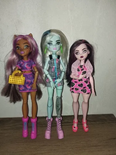 Monster high budget ,valor unitário!