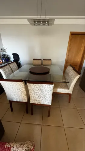 Mesa de jantar 8 lugares