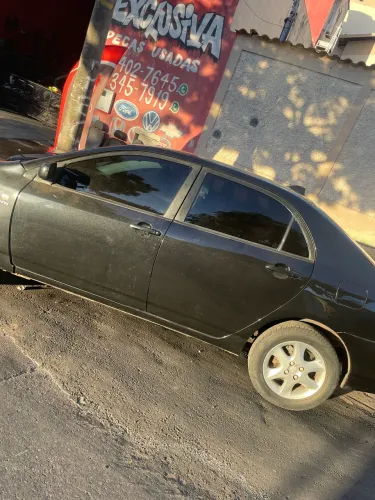 Toyota Corolla sucata para retirada de peças 2004 1.6 manual 