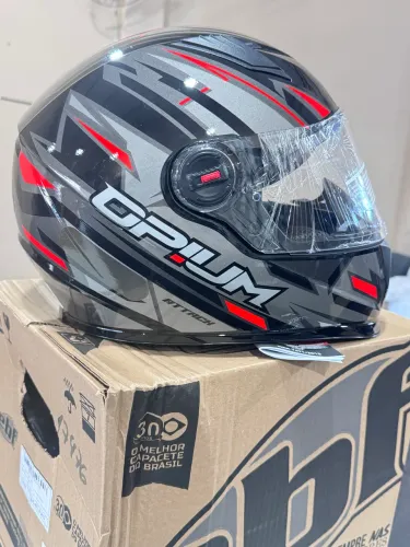 Capacete Ebf Opium Monocromático Vermelho