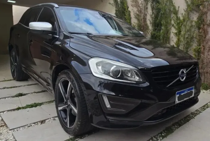 Volvo XC 60 T-5 R-design 2.0 FWD 5P 2016