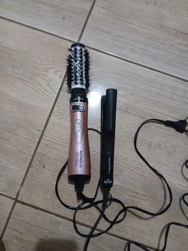 Vendo escova elétrica e prancha Chapinha Gama