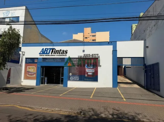 IMÓVEL COMERCIAL COM BARRACÃO E CASA NOS FUNDOS A VENDA NA REGIÃO CENTRAL DE LONDRINA.