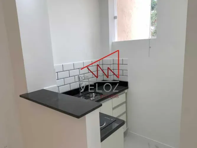 Kitnet/Conjugado - / Residencial / Centro