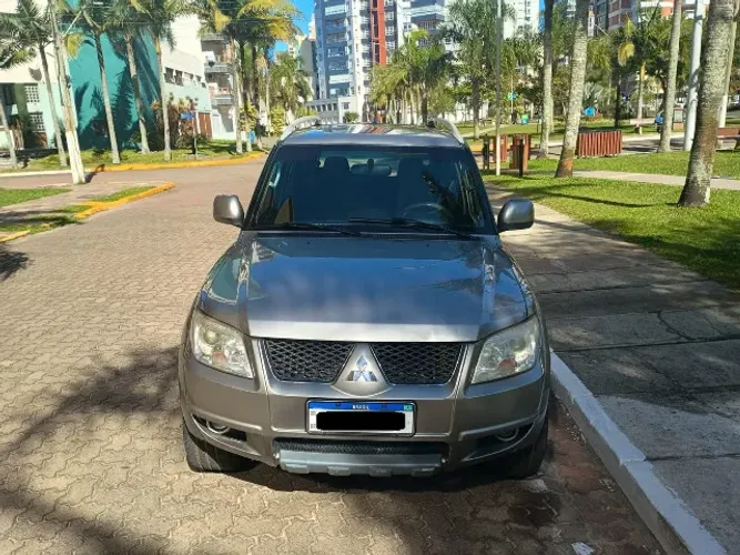 Mitsubishi Pajero TR4 2.0 Flex 16V 4X2 Aut. 2014