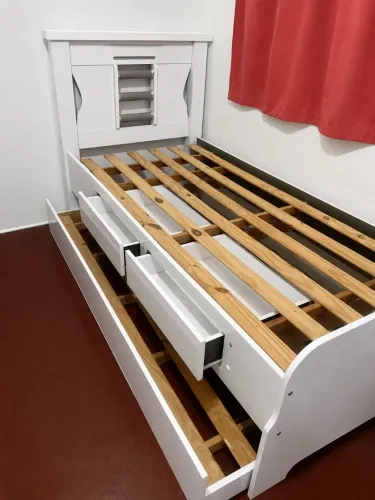 Cama de Solteiro com 2 Gavetas + Cama Auxiliar | R$ 300 (Negociável)
