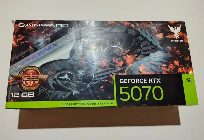 RTX 5070 12GB/ LACRADA