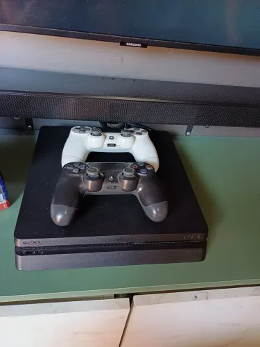 Ps4 slim 500gb