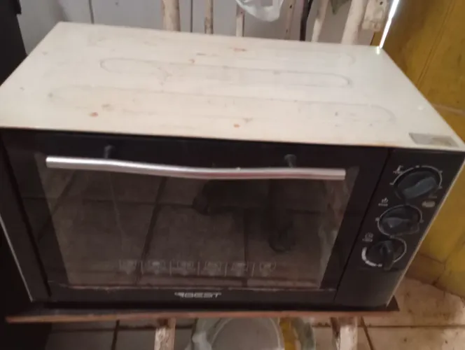 Vendo forno elétrico.