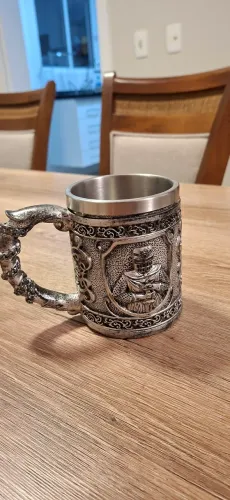Caneca medieval