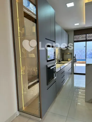 Casa Alto Padrão no Residencial Humaitá | 3 Suítes Plenas | Próximo ao Shopping Passeio da
