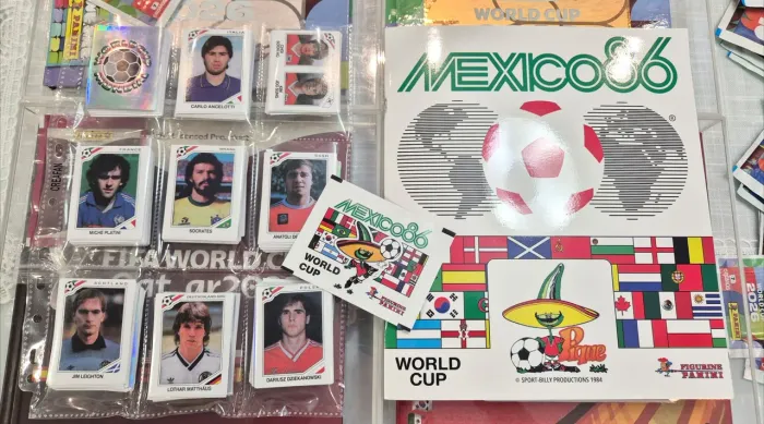 Álbum da Copa do Mundo de 1986 (Reprint) + set completo de figurinhas p/ colar 