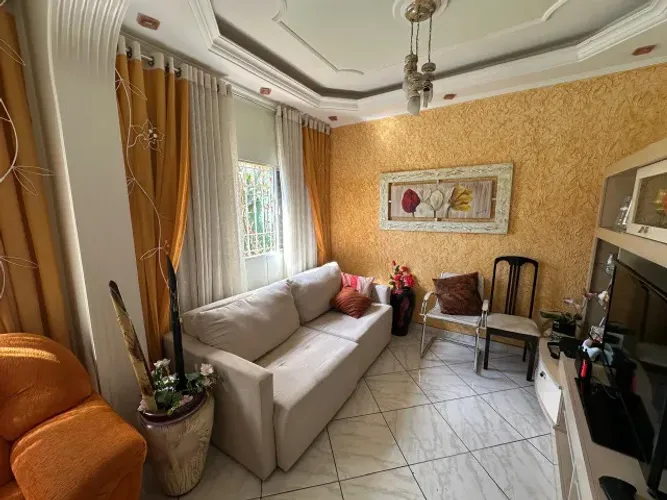 Casa Parque Fernanda, 2 suítes e 1 quarto