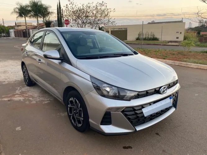 Hyundai HB20S Comfort Plus 1.0 Flex 12V Mec. 2025