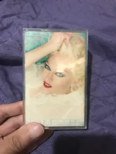 Madonna - K7 - Bedtime Stories