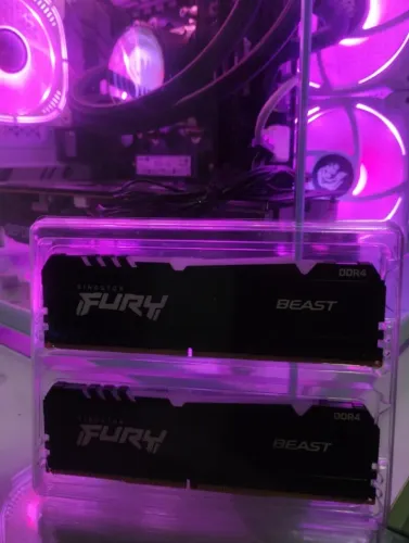Memória RAM Kingston Fury Beast RGB 16GB (2x8GB) 3600MHz DDR4