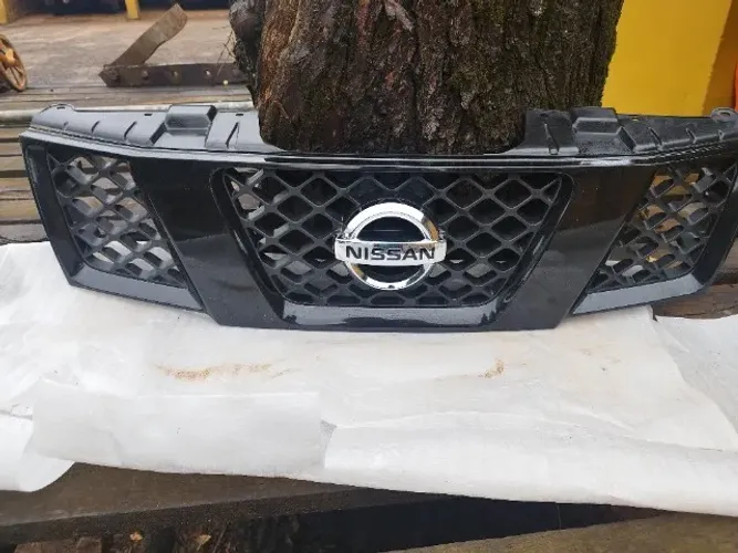 Grade Dianteira Preta Nissan frontier 2012
