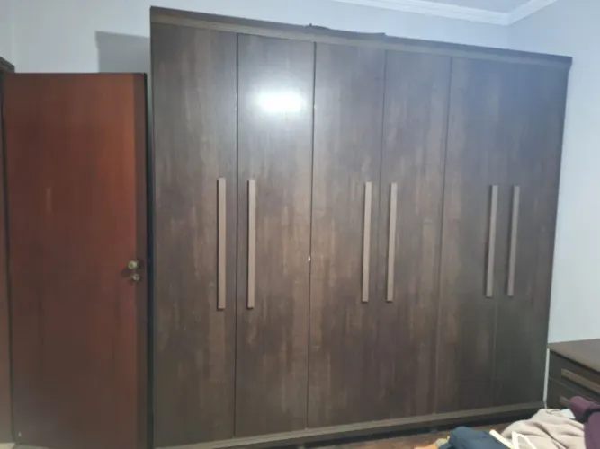 Guarda roupa, cômoda e criado mudo