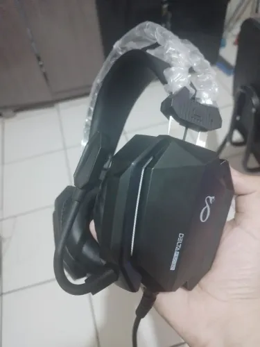 Vendo headset Delta F5032