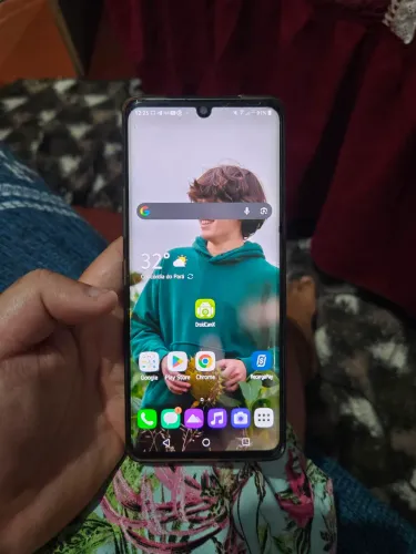 LG Velvet 5G semi-novo 