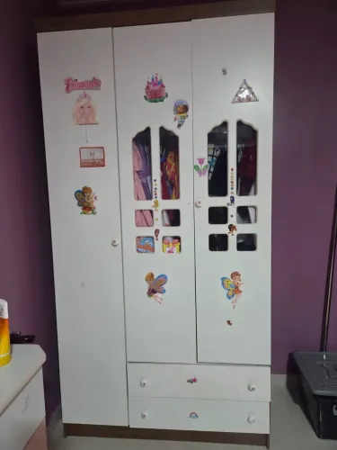 Guarda roupa infantil 