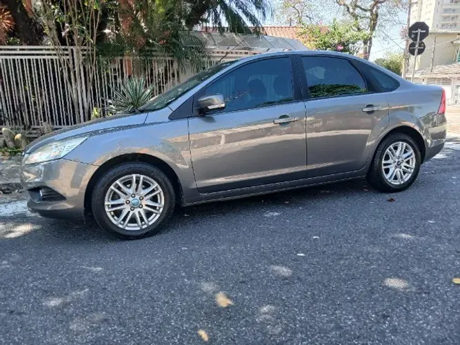 Ford Focus Sedan 2.0 16v/2.0 16V Flex 4P Aut. 2013