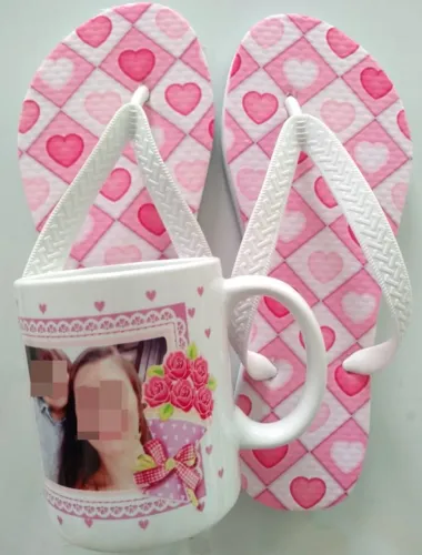 Kit Dia das Mães / Chinelo + Caneca Personalizada C/ Nome, Foto e Frase