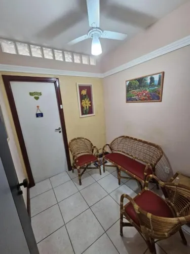 Sala Comercial / Usada para Venda em Salvador, Graça, 1 banheiro