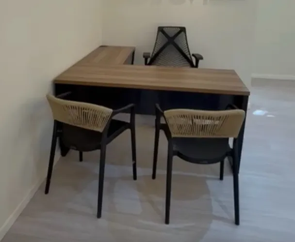 Vendo Móveis de escritório nunca usado