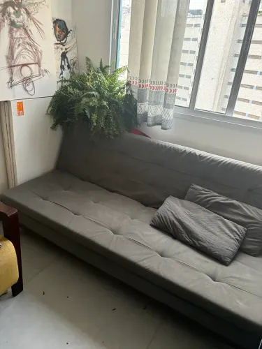 Sofá-cama cinza 3 lugares