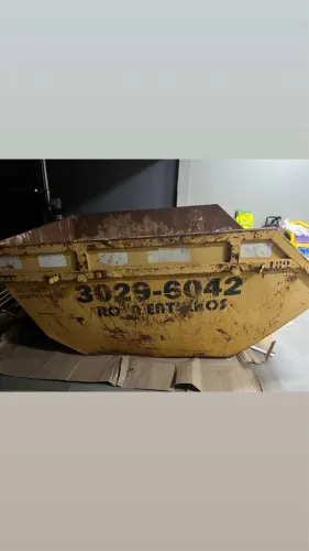 Caçamba de entulho