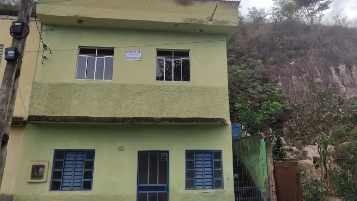 Vendo Casa + Quitinete + Posse 