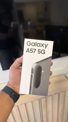 Smartphone Samsung Galaxy A57 5G 128GBGB Cinza 8GB RAM novo