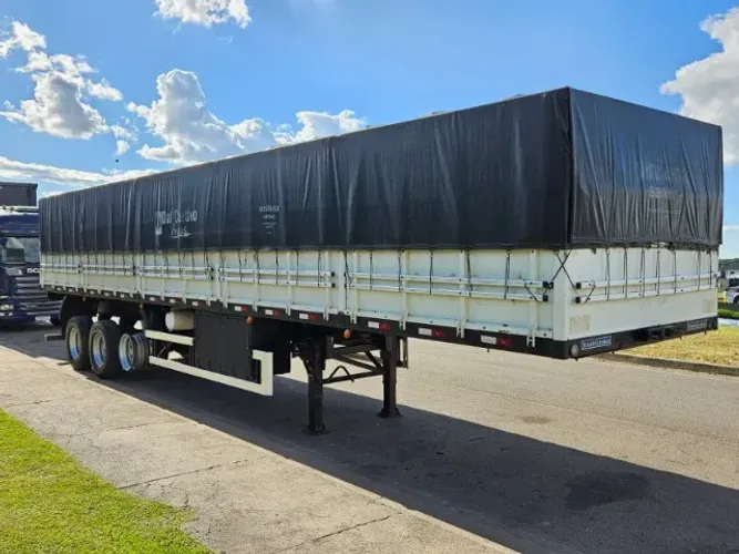 Carreta Graneleira Rodolinea Ano 16 medidas 12.40 x 1.80 Sem pneu Compensado Naval 