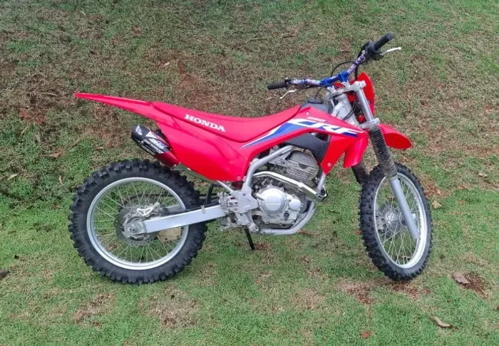 CRF 250F 2023 - MUITO NOVA