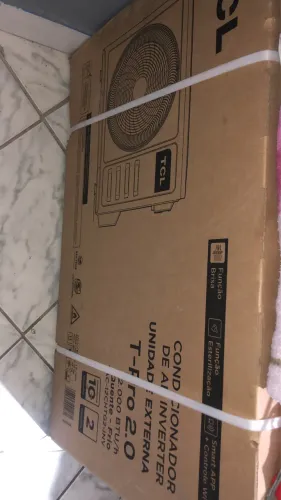 Ar condicionado TCL , na caixa !