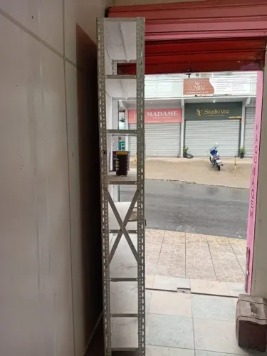 Vendo Estante