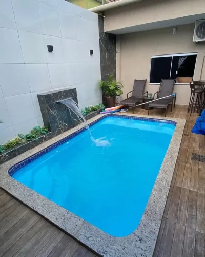 Piscina de  fibra 4 metros retangular 4 metros.
