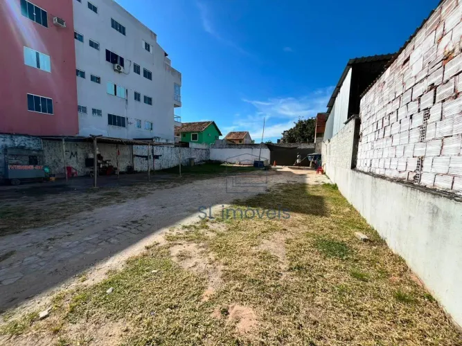 Terreno à venda no Village, Rio das Ostras