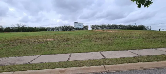 TERRENO COMERCIAL em VOTORANTIM - SP, GREEN VALLEY